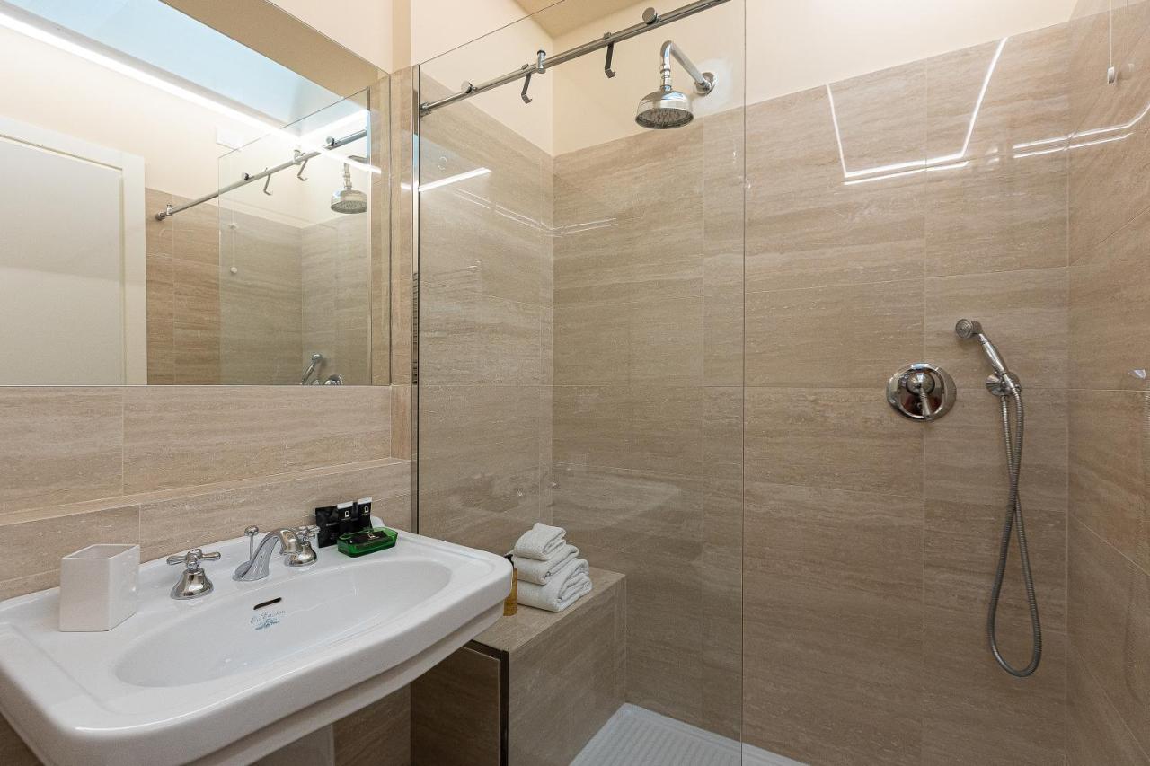 Via Barberini Apartamento *